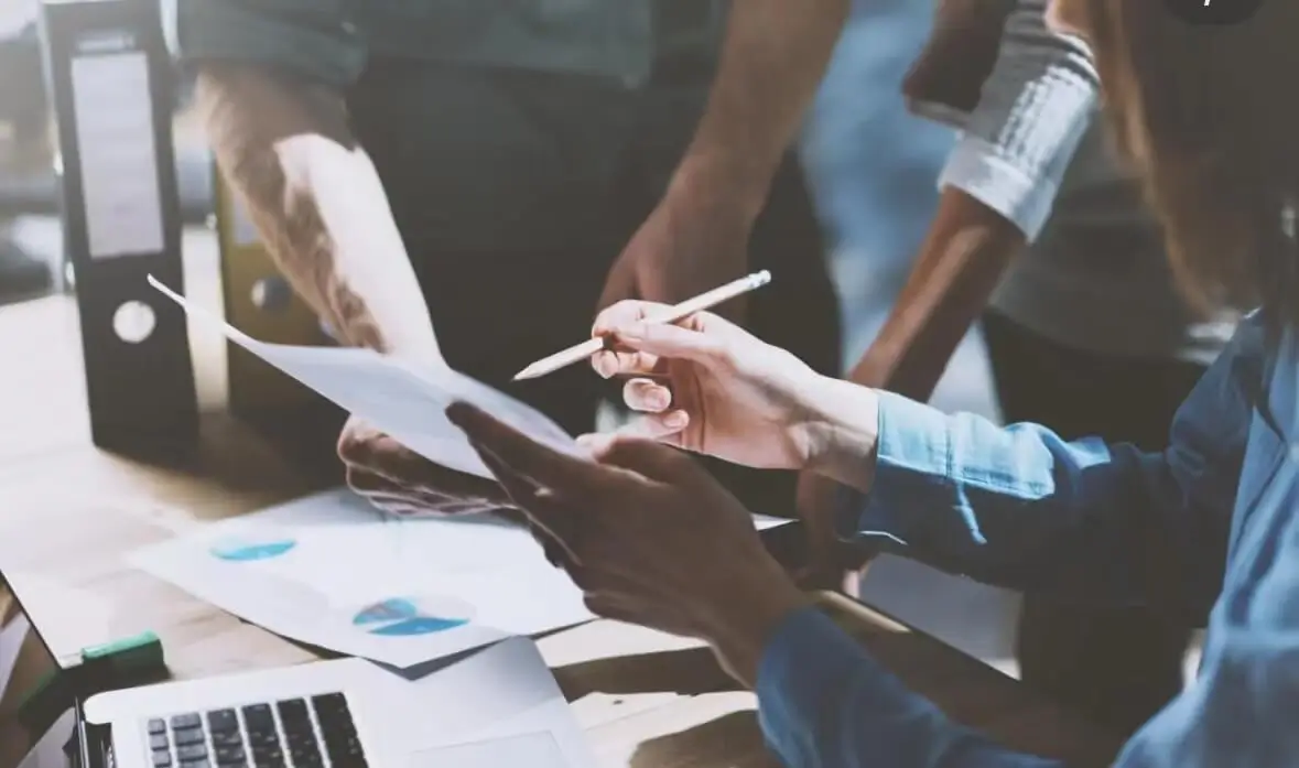 小孩玩吃鸡什么电脑好用