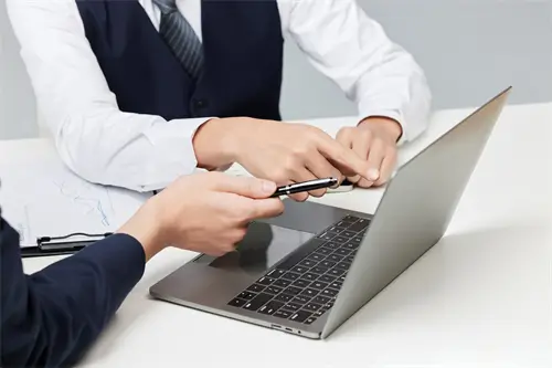 吃鸡战队都用什么电脑玩